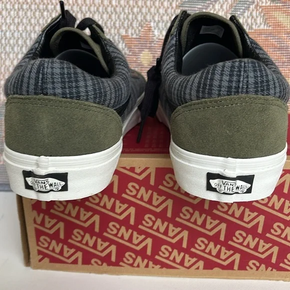 Vans Men’s Old Skool
Grunge Plaid Multi
VN000CP5BMB
Sneakers - Picture 14 of 16